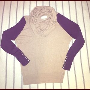 Long Sleeve Cowl Neck Top w/ Button Detail✨