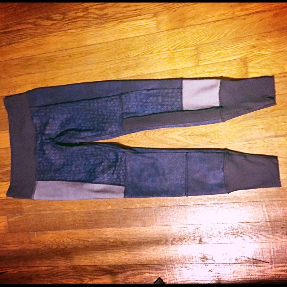 Lululemon *special edition* shashiko wunder unders