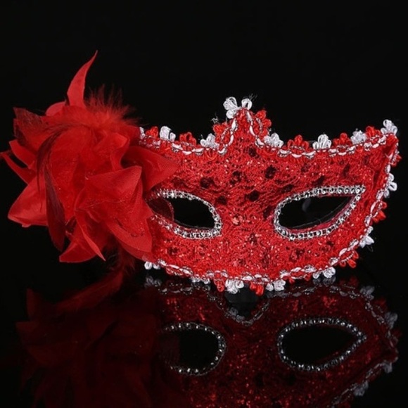 Other - Gorgeous Red Mask