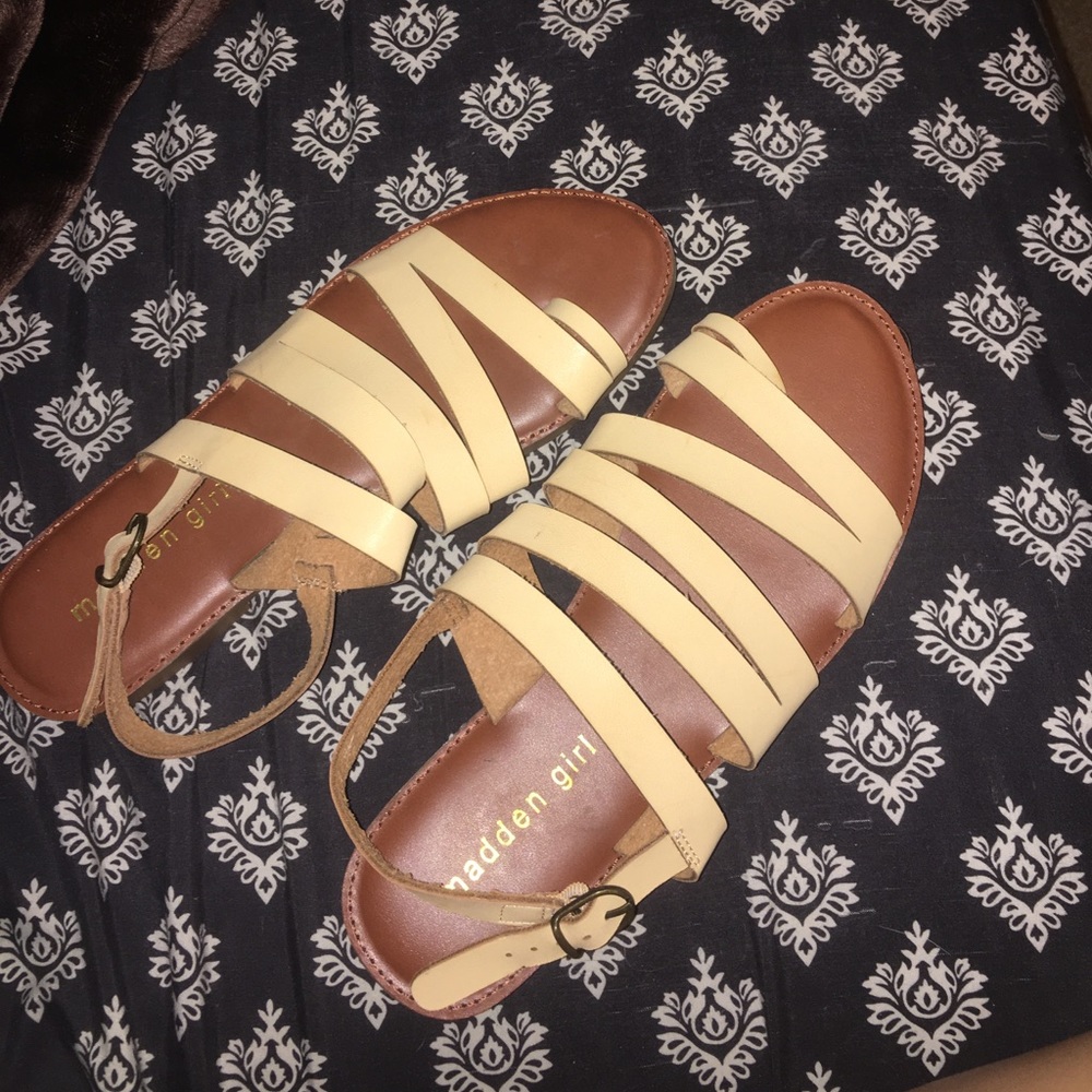Madden girl sandals