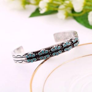Antique silver bracelet bangle