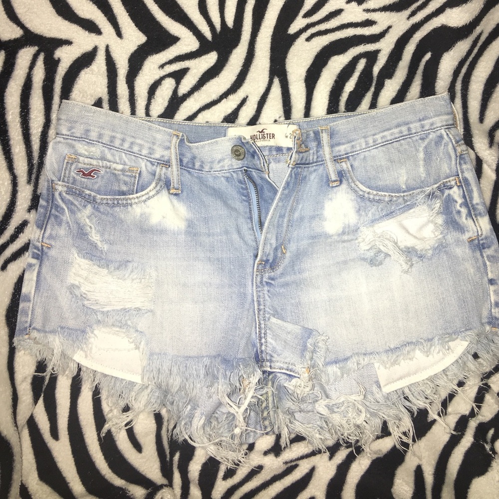 Hollister Distressed High waisted Shorts