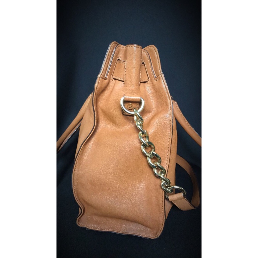 Large Tan Hamilton Women's Michael Kors Handbag - Picture 3 of 6