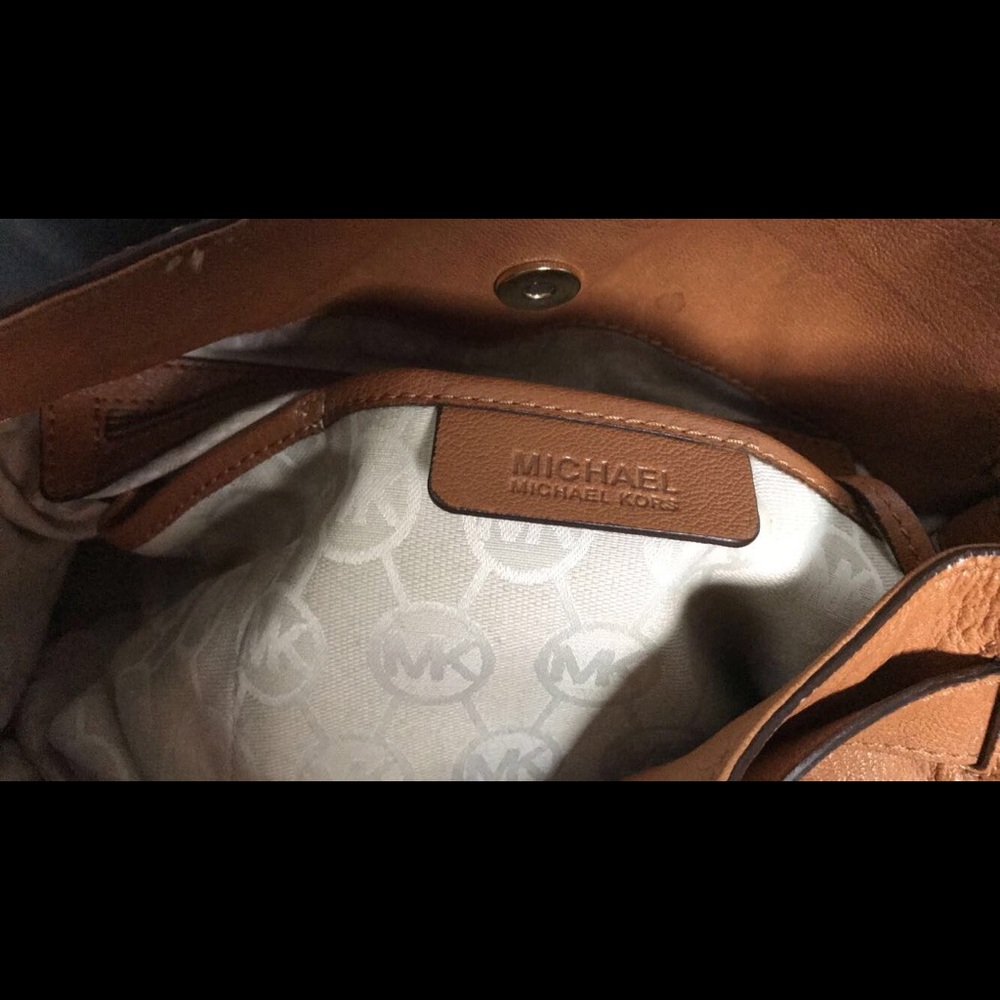 Large Tan Hamilton Women's Michael Kors Handbag - Picture 5 of 6