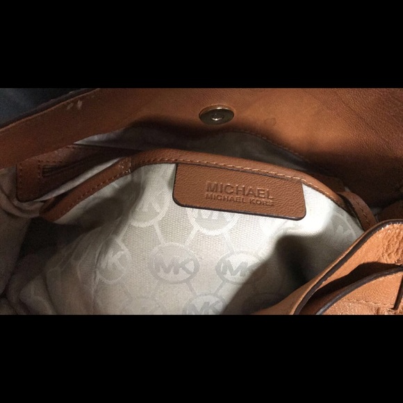 Large Tan Hamilton Women's Michael Kors Handbag - Picture 5 of 6