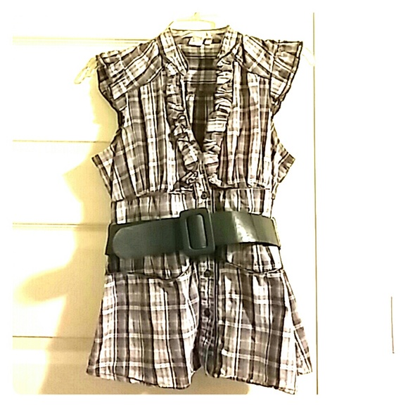 Charlotte Russe Tops - Charlotte Russe tank with high waisted belt