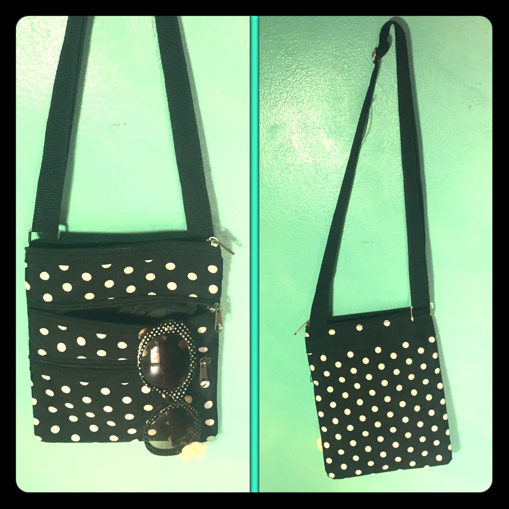 🍄 🍄 Happy Little Polka Dot 3 Pocket Cross Bag🍄 - Picture 3 of 4