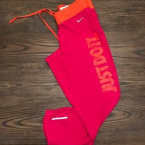 Nike Dry-Fit Capri Leggings