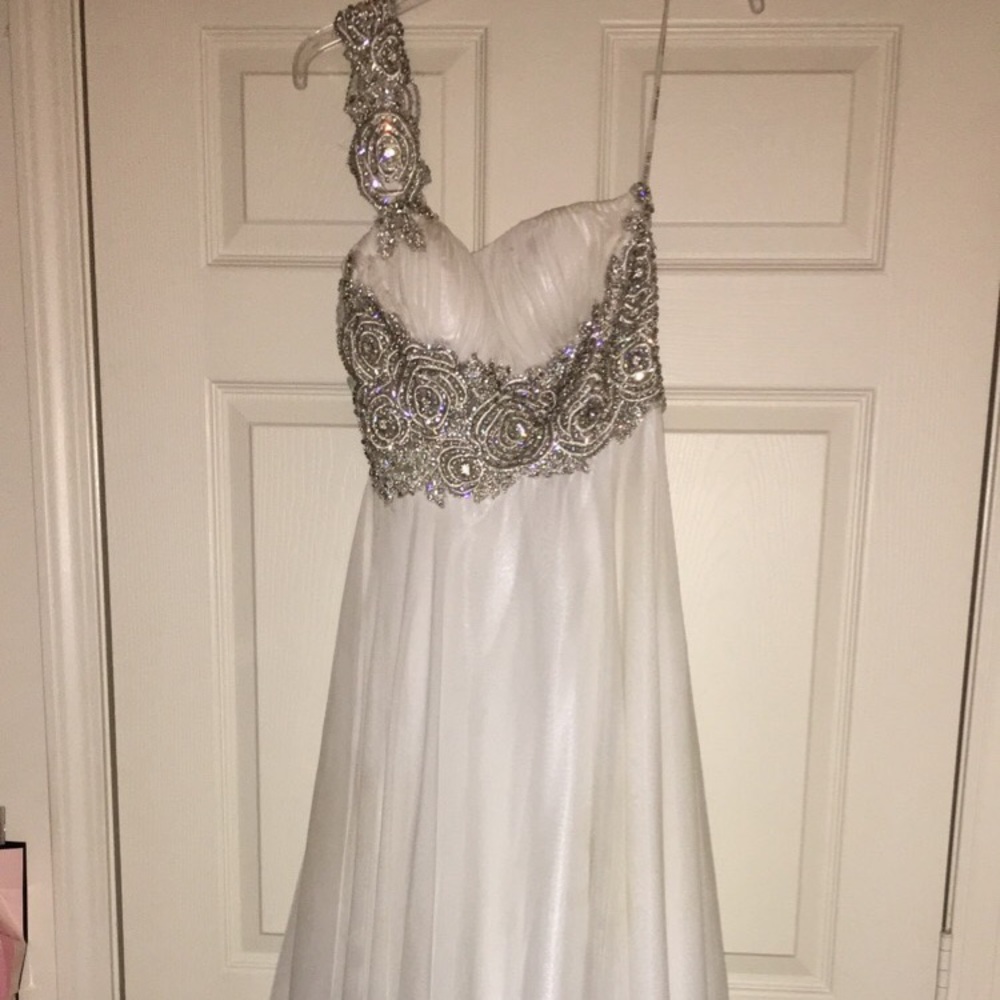 Sherri Hill prom dress