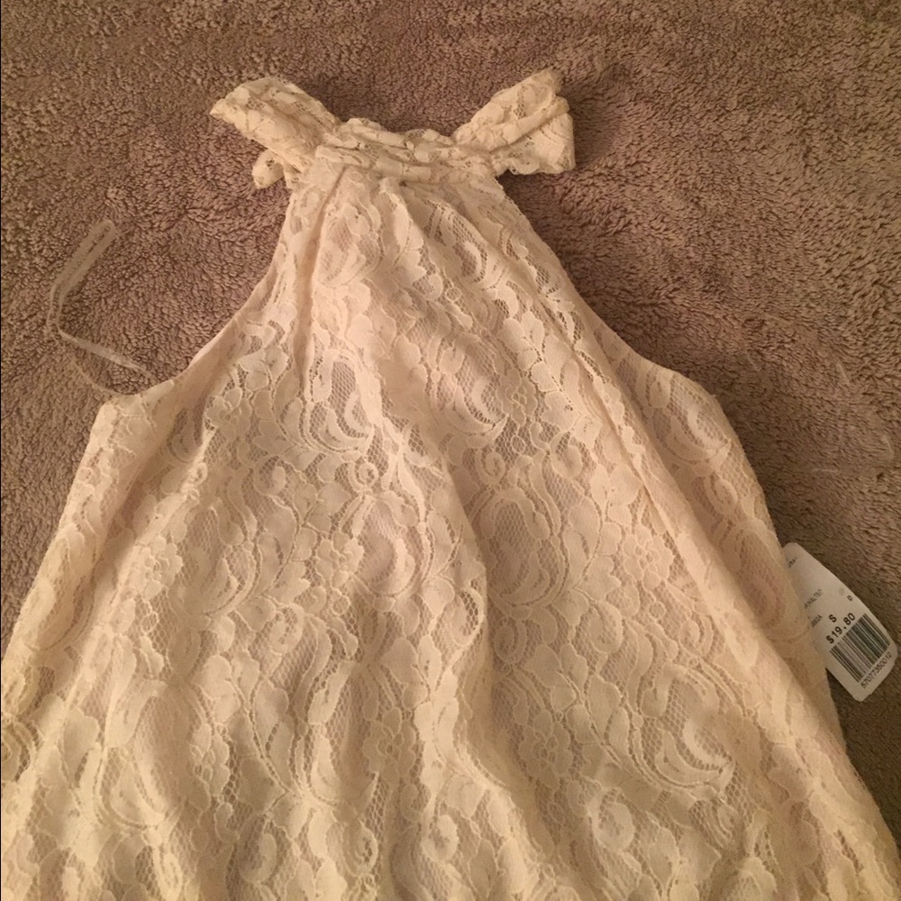 Lace Tie Neck Tank in cream color NWT