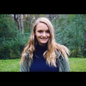 Meet your Posher, Ashley