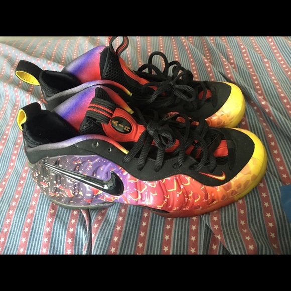 Nike Other - FOAMS