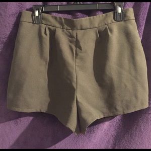 Forever 21 army green shorts