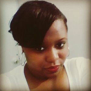 Meet your Posher, Kanesha