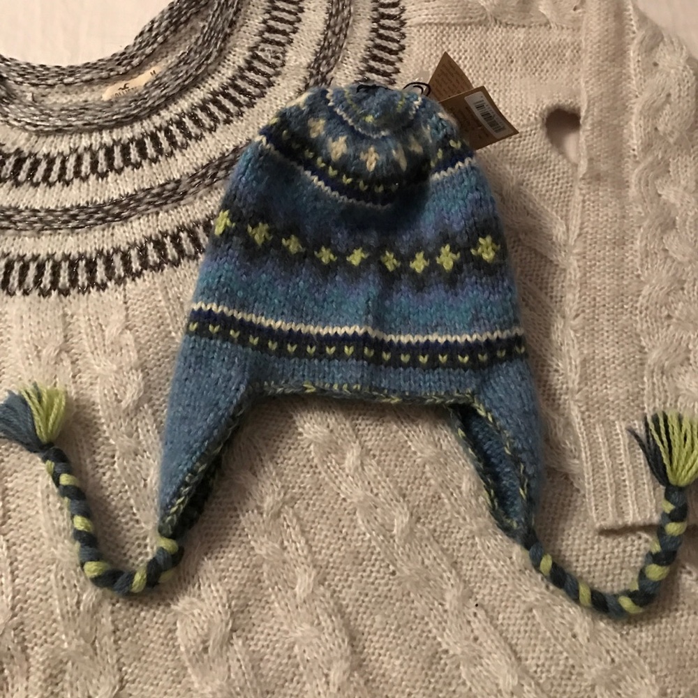 Sweater hat - Picture 3 of 4