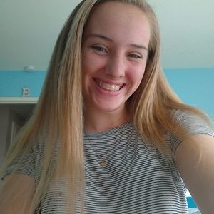 Meet your Posher, Emilee