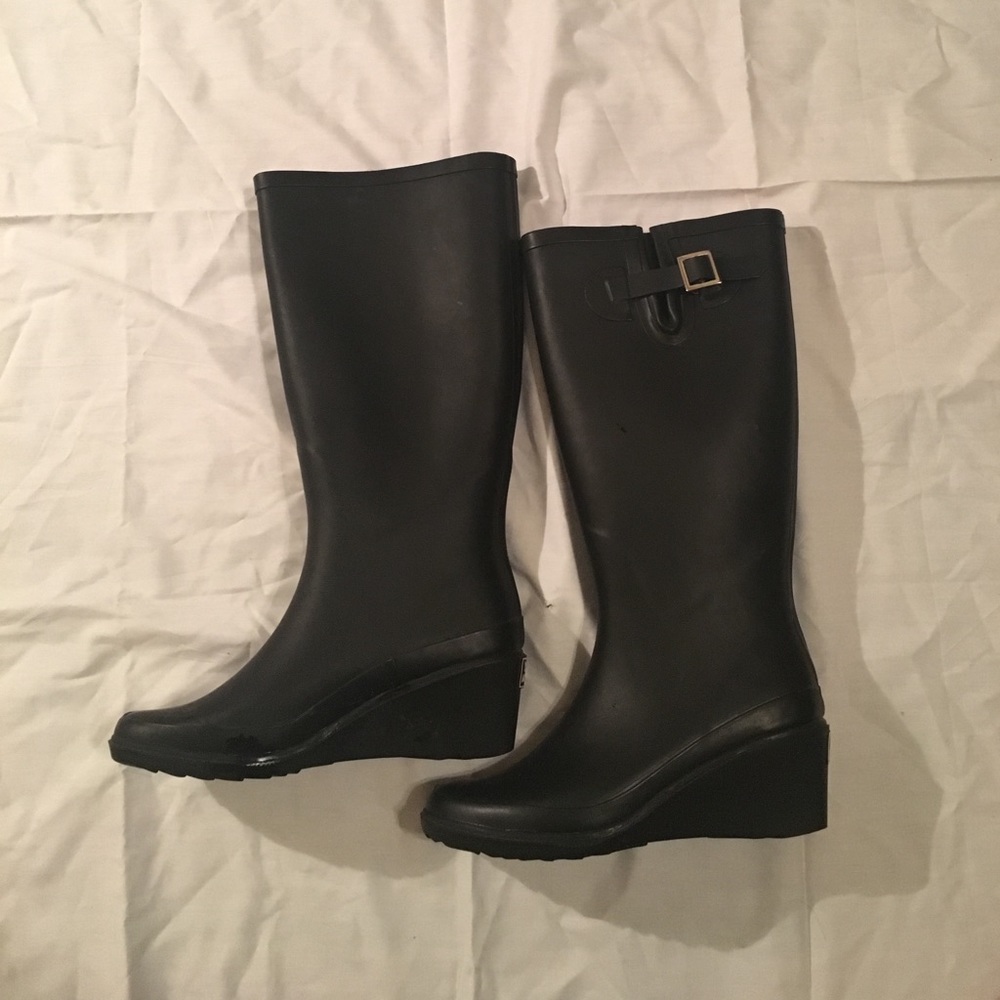 Rain boots