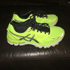 Highlighter yellow asics (new)