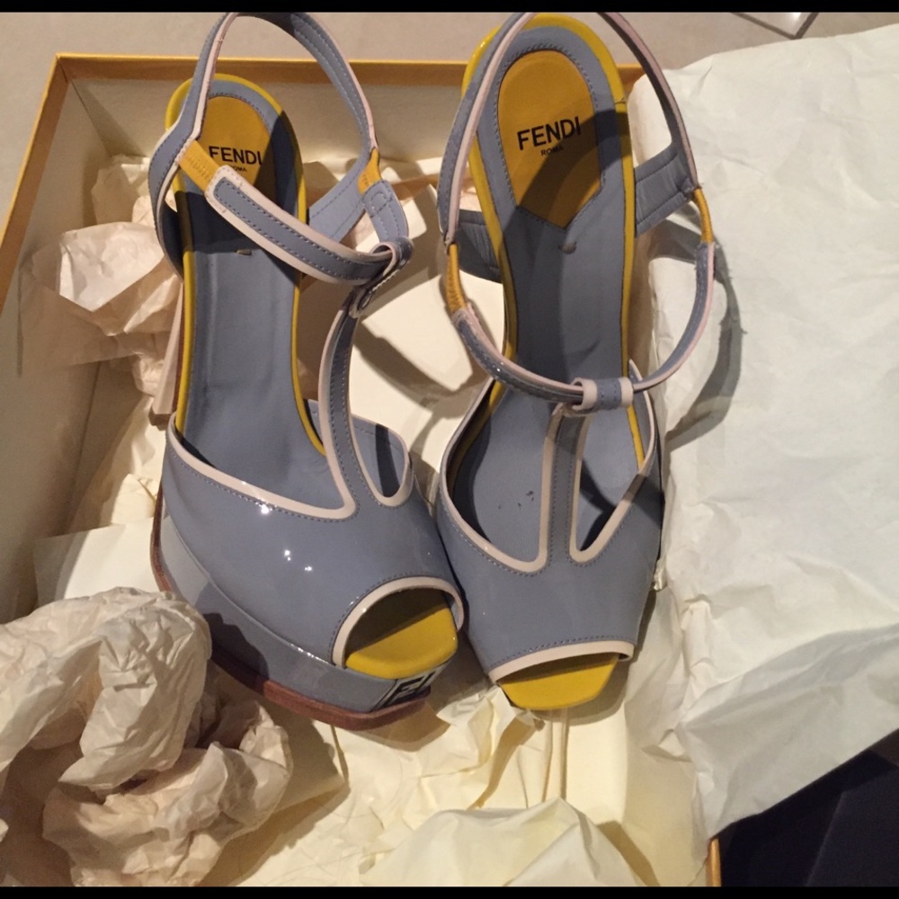 Fendi pumps