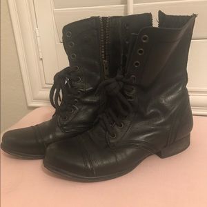 ‼️TODAY ONLY ‼️Steve Madden Troopa Leather boots