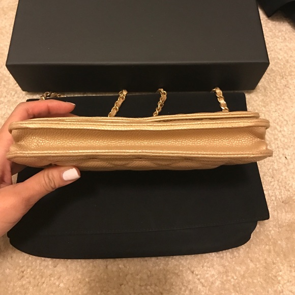 Chanel gold caviar wallet on chain WOC - Picture 2 of 8