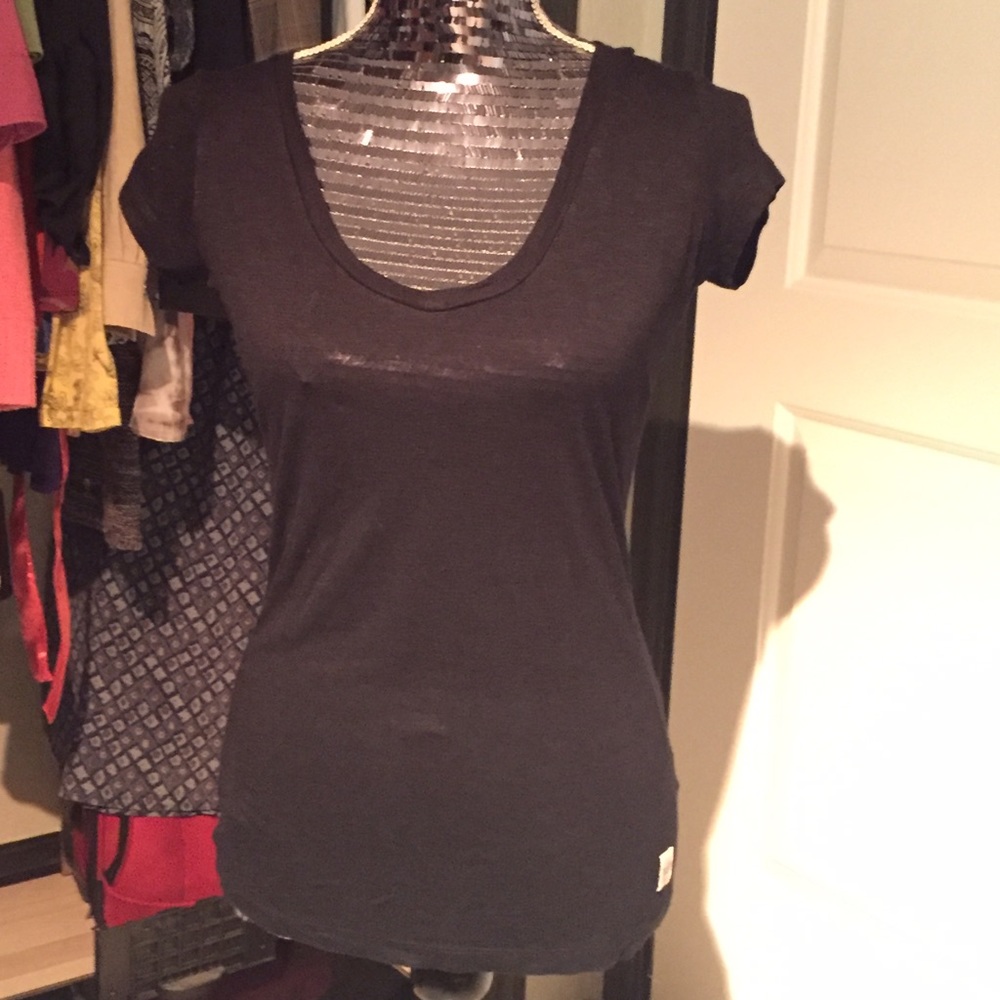 💥SALE💥 NWOT Silver Jeans Tee