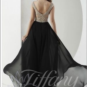 Tiffany Prom dress size 2
