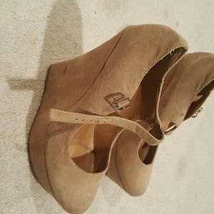 Suede wedges
