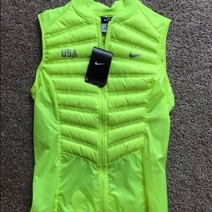 Nike vest