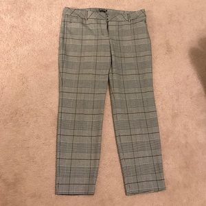 Express black print crop