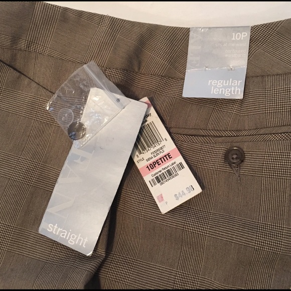 ‼️SOLD‼️ Alfani Petite Tan Pants 10P x 29 Inseam - Picture 3 of 4