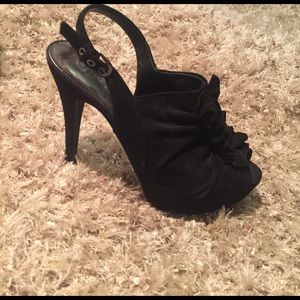 Black peep toe ruffle heels