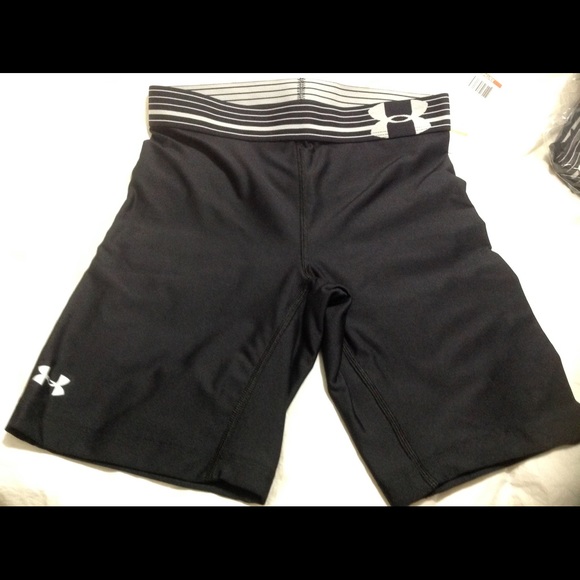 Under Armour Compression shorts - Picture 1 of 2