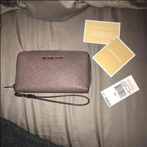 Michael kors wristlet/ wallet