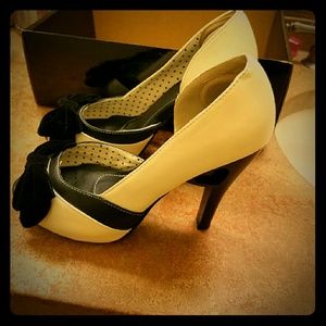 Cute Retro Looking Peep Toe Heels