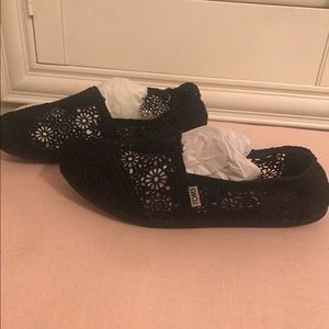 Black crochet toms.