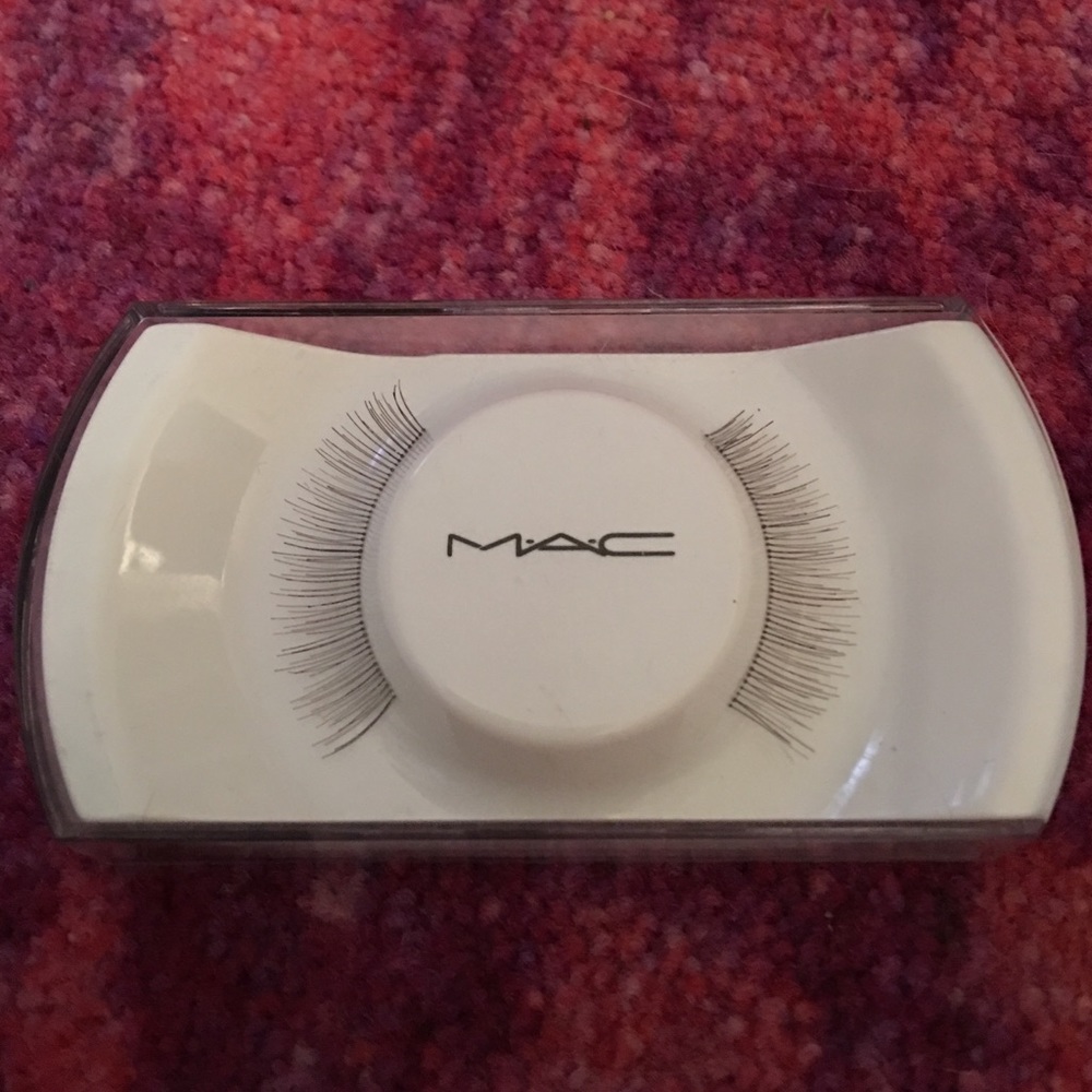 MAC Cosmetics False Eyelashes