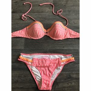 Victoria's Secret bikini