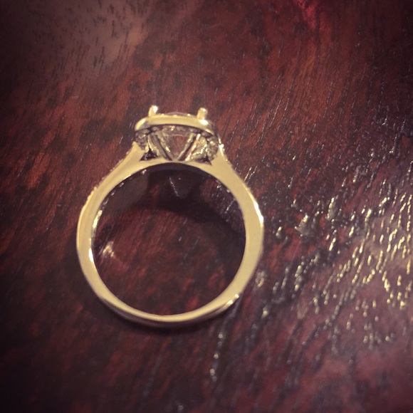 Silver Round Cut CZ Diamond Square Halo Ring Sold - Picture 6 of 8