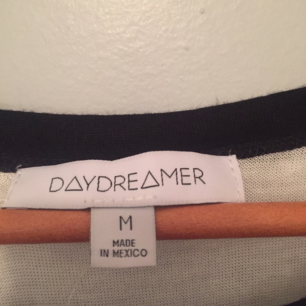 Daydreamer California raglan tee - Picture 2 of 4