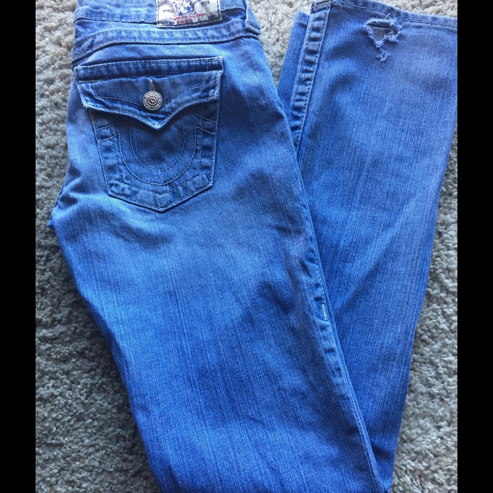 TRUE RELIGION Distressed Jeans