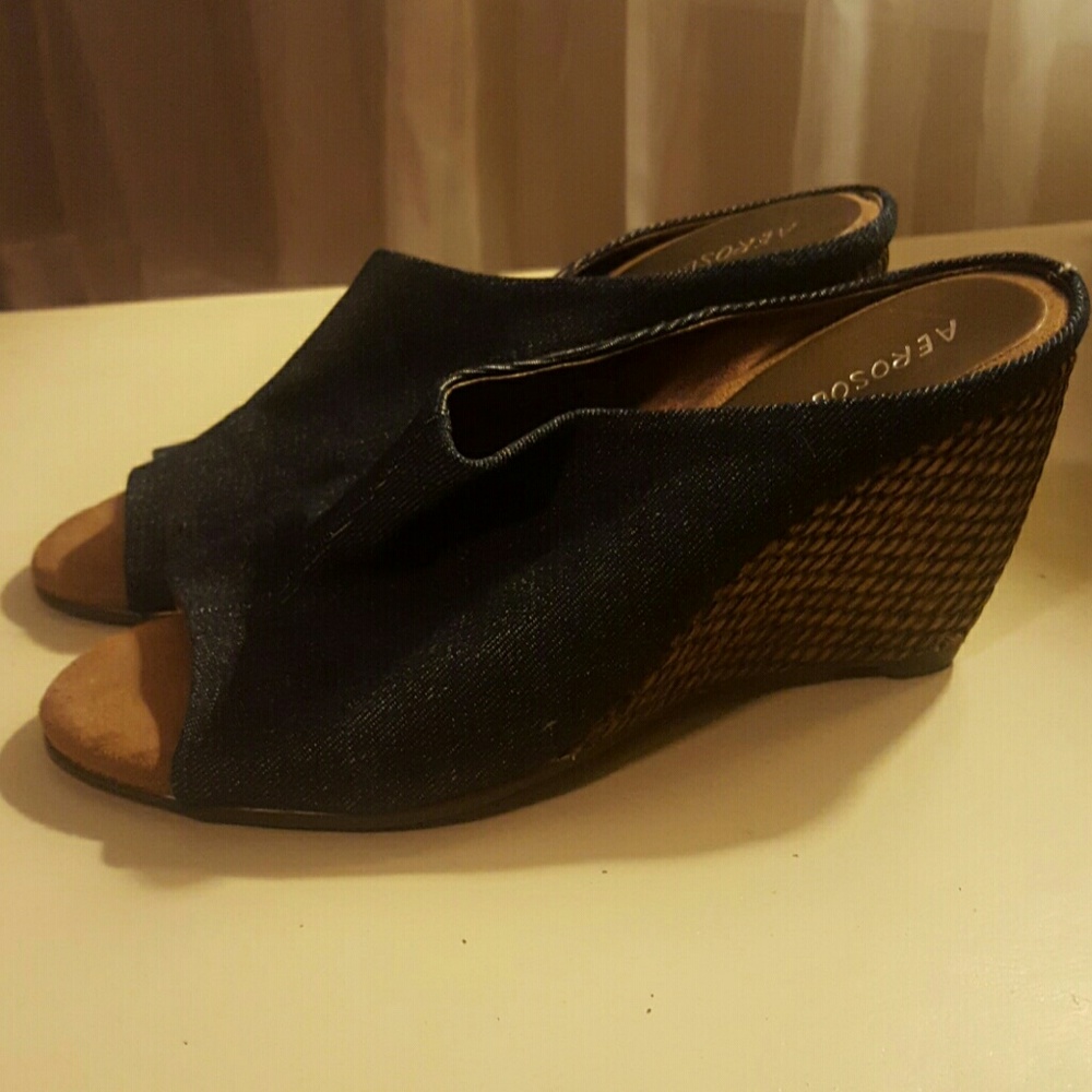 Wedge heel slides, new without tags.