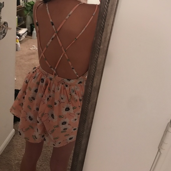 Princess Polly floral Romper - Picture 4 of 4