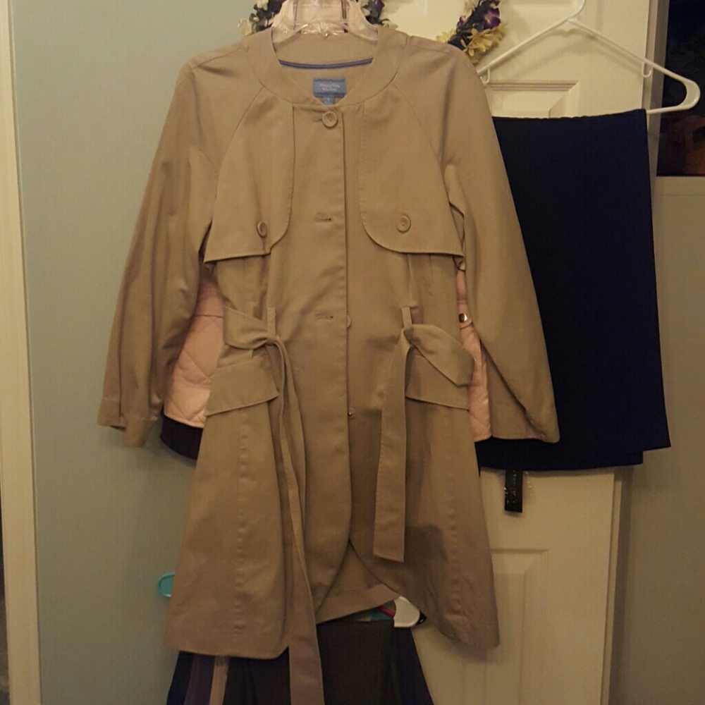 Simply Vera Wang Khaki Trench Coat
