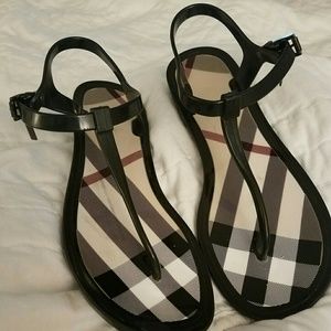 Burberry sandals