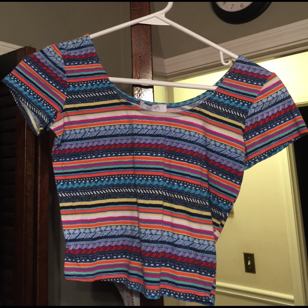Delia's crop top xs
