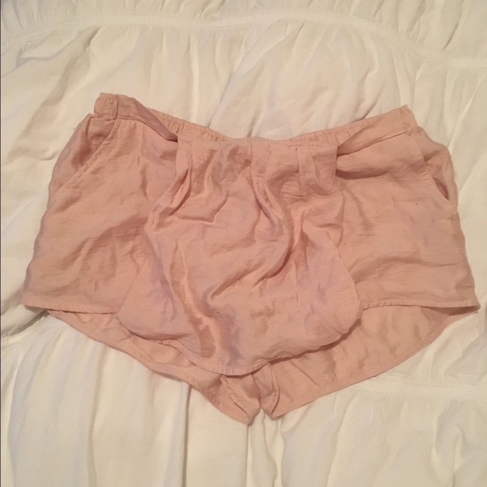 Urban outfitters Silence & Noise shorts S