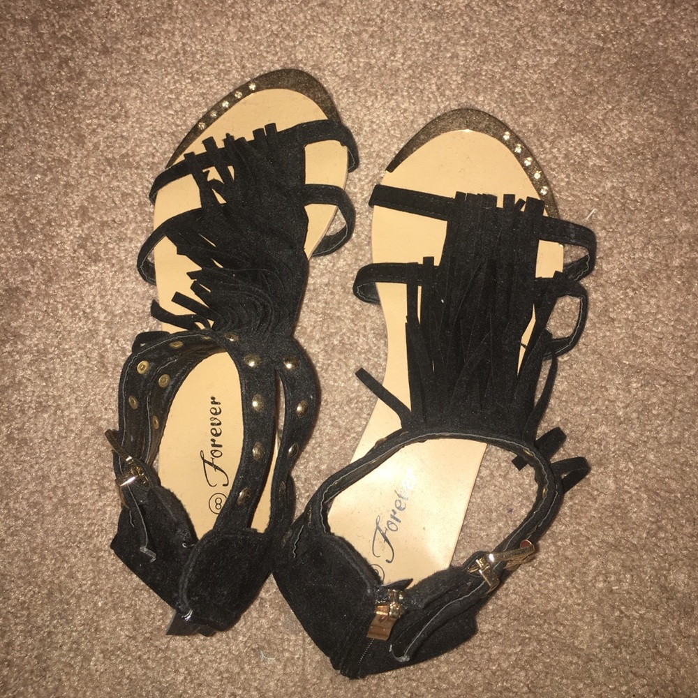 Suede fringe sandals
