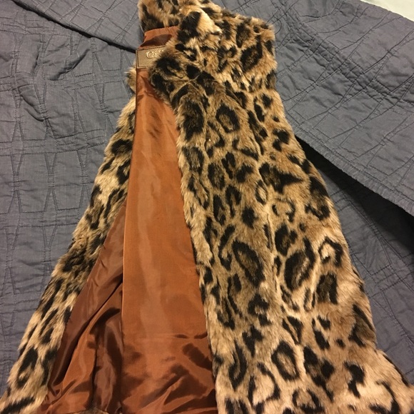 Leopard print vest - Picture 3 of 3