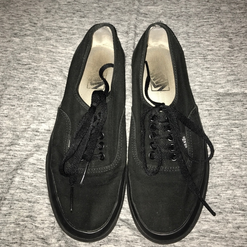 VANS all black